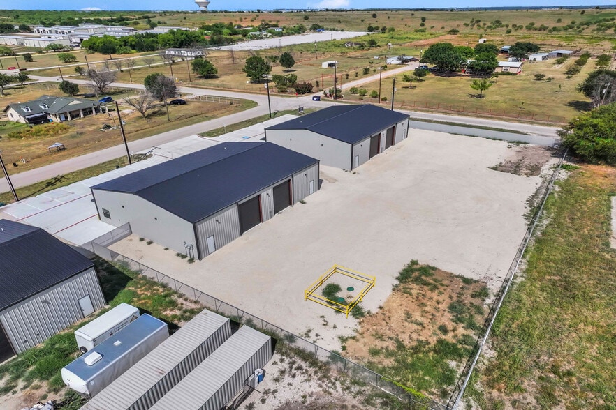 More Photos Of 2036 Seaborn Road Building 3 Suite A, Ponder Warehouse For Lease