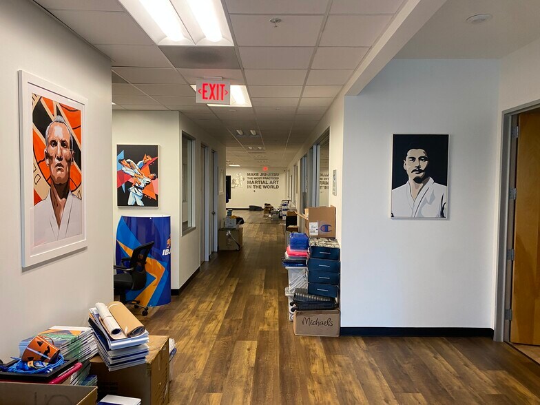 More Photos Of 17200-17288 Red Hill Ave, Irvine Flex For Lease