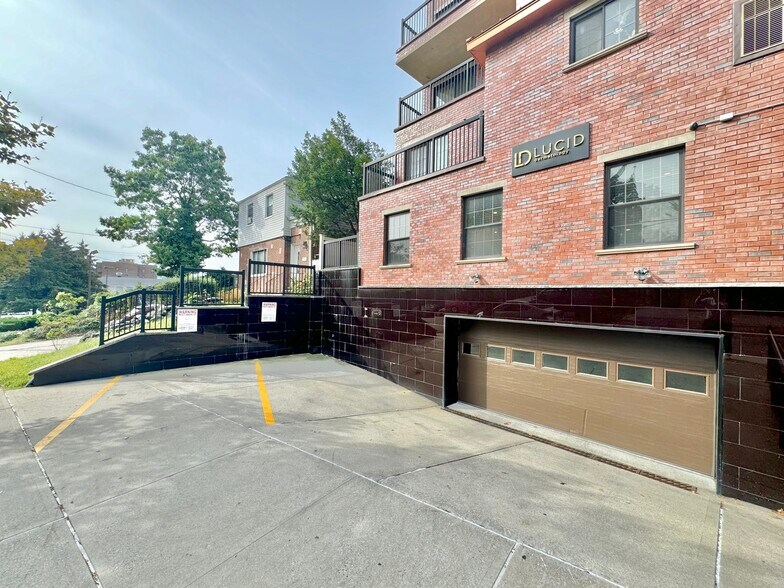 More Photos Of 8716 Avon St, Jamaica Apartments For Lease