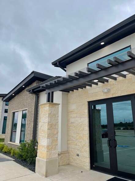 More Photos Of 21777 Merchants Way, Katy Office For Lease