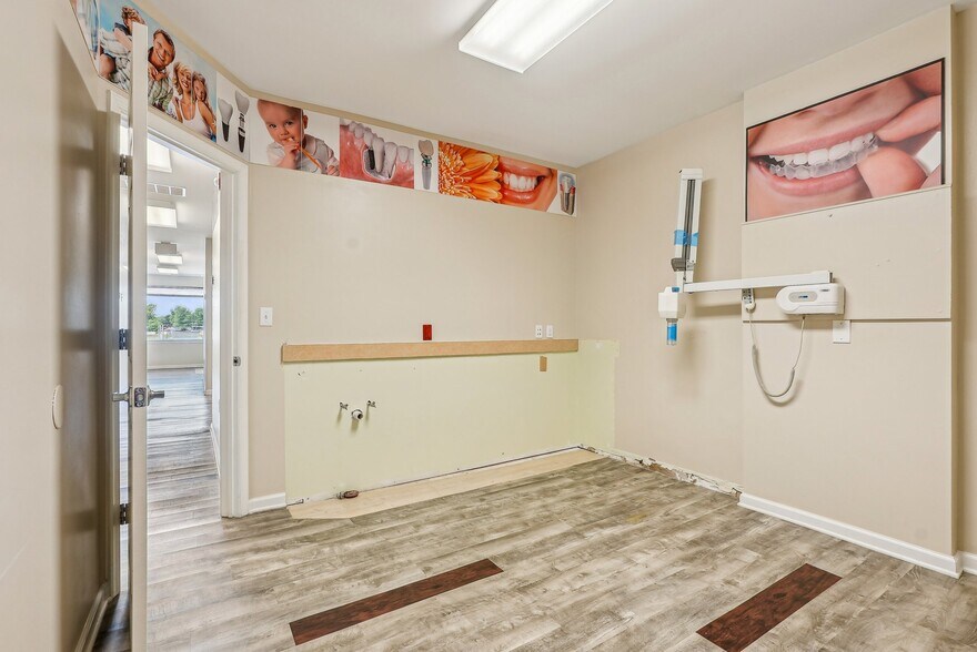 More Photos Of , Levittown General Retail For Sale