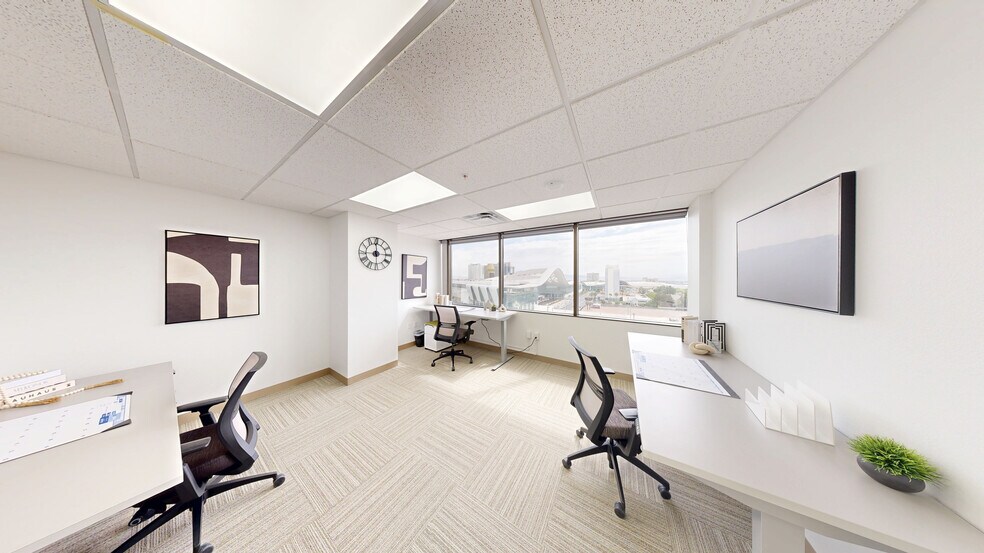 More Photos Of 101 Convention Center Dr, Las Vegas Coworking Space