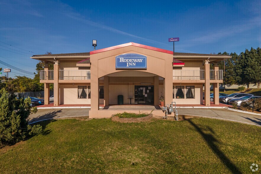 More Photos Of 2375 Delk Rd SE, Marietta Hotel For Sale