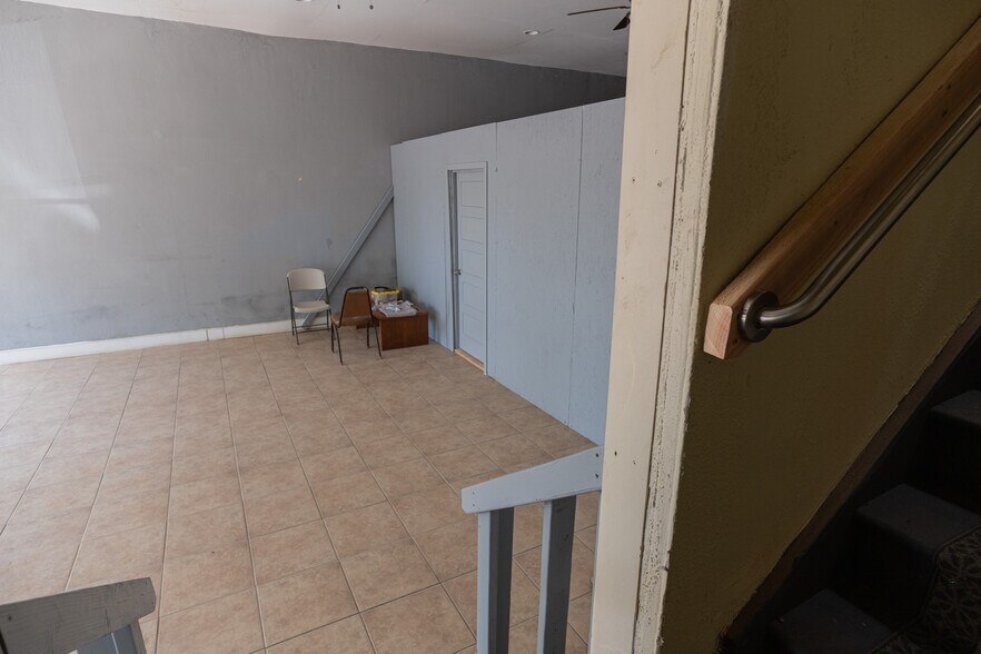 More Photos Of 3882 Washington Ave, Le Grand Apartments For Sale