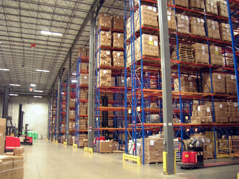 Primary Photo Of 701 W Chippewa Ave, South Bend Distribution For Lease