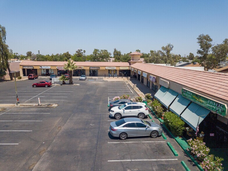 More Photos Of 4220 W Northern Ave, Phoenix General Retail For Lease
