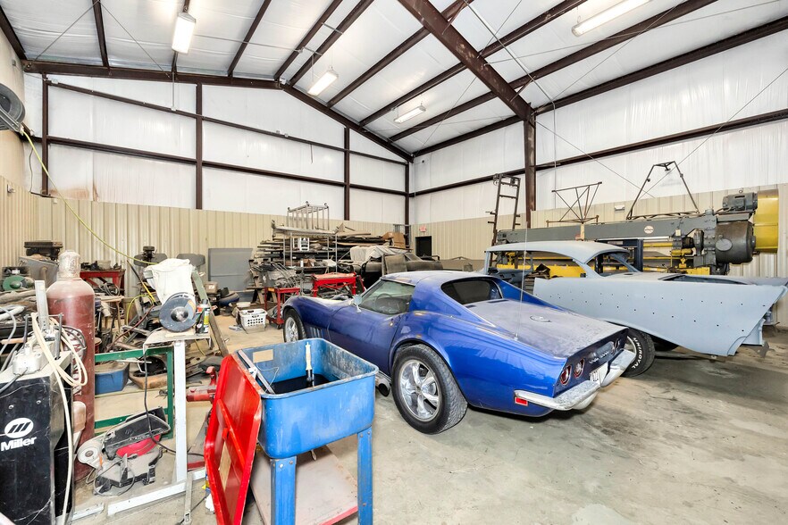 More Photos Of 6594 Old Railroad Bed Rd, Toney Manufacturing For Lease