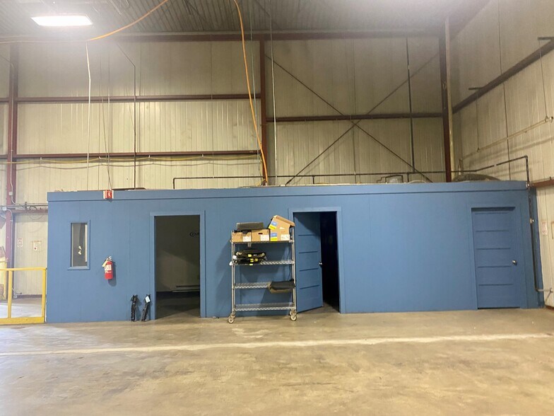 More Photos Of 4147 Keller Rd, Holt Distribution For Sale