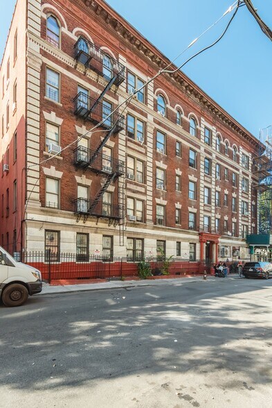 More Photos Of 598-600 E 183rd St, Bronx Apartments For Sale