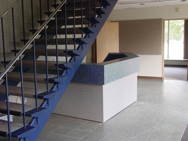 More Photos Of 7 Johnson Ave, Plainville Manufacturing For Sale