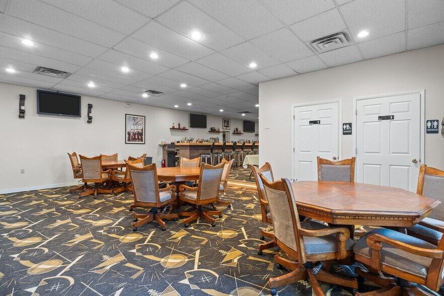 More Photos Of 209 Shewell Ave, Doylestown Restaurant For Sale