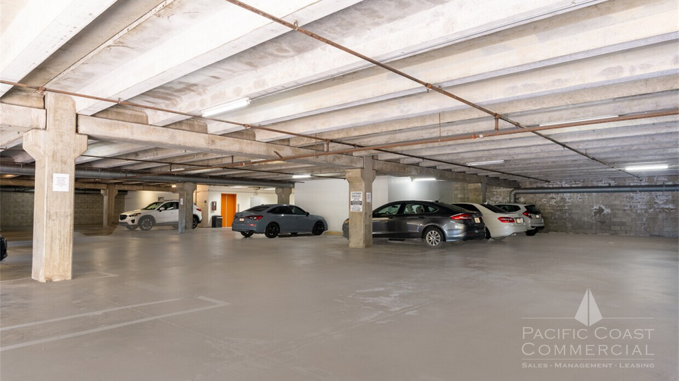 More Photos Of 6863 Friars Rd, San Diego Office For Lease