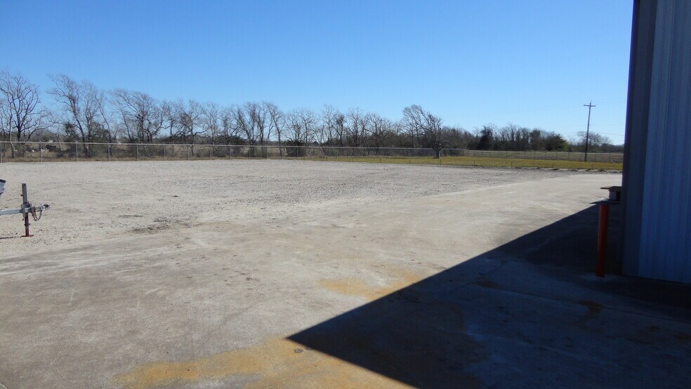 More Photos Of 8935 Baker St, Santa Fe Self Storage For Sale