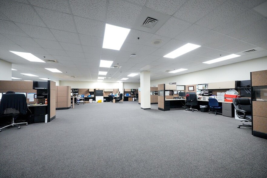 More Photos Of 11632 Harrisburg Rd, Fort Mill Light Manufacturing For Sale