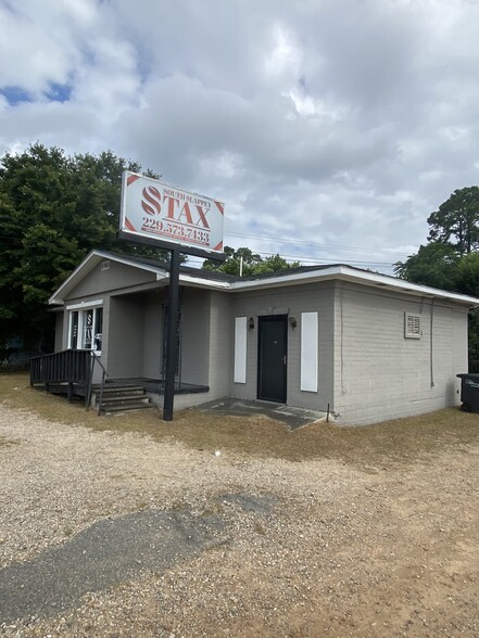 Primary Photo Of 1103 W Gordon Ave, Albany Storefront Retail Office For Sale