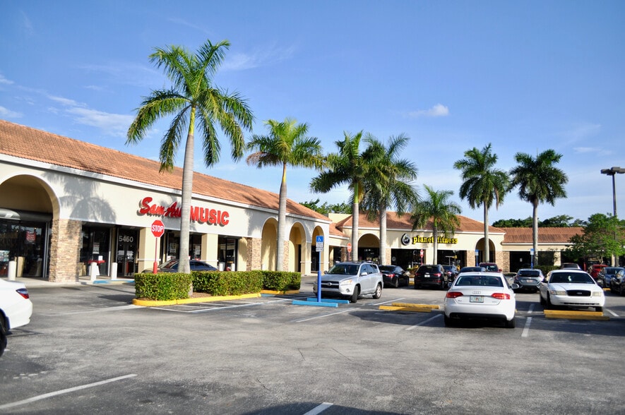 More Photos Of 5400-5688 W Sample Rd, Margate Unknown For Lease