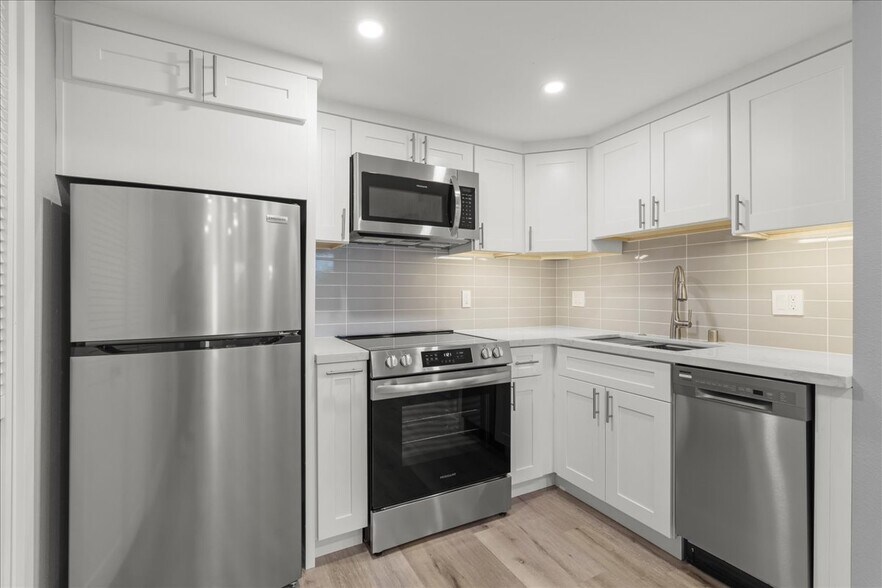 More Photos Of 620 Alamo Ct, Mountain View Apartments For Sale