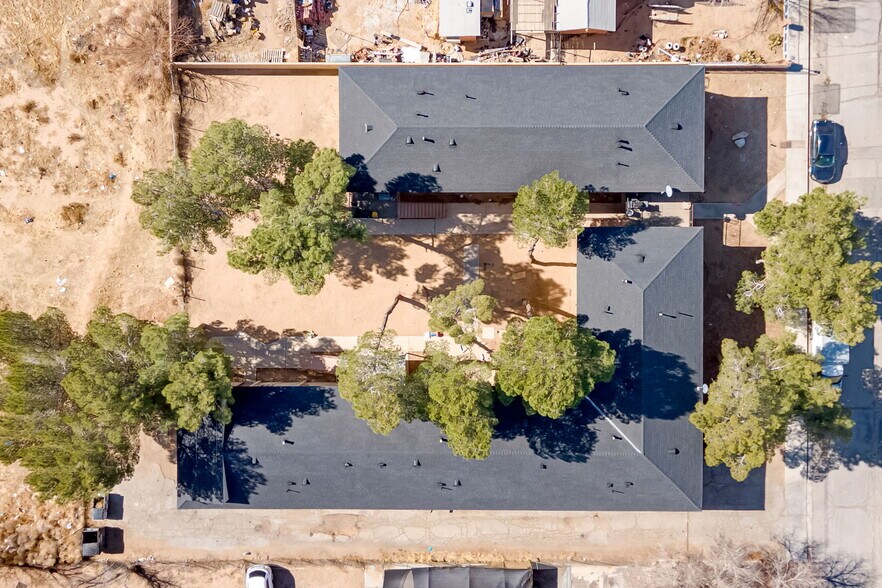 More Photos Of 11941 Lee Ave, Adelanto Apartments For Sale