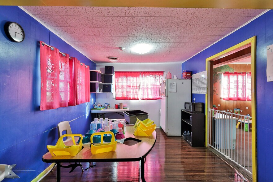 More Photos Of 6000 Buffalo Gap Rd, Abilene Daycare Center For Sale