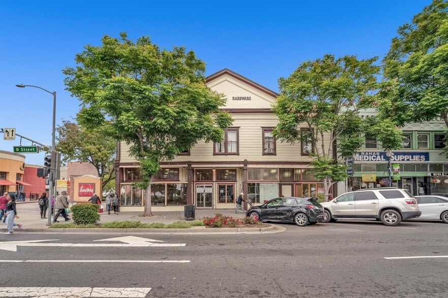 More Photos Of 808 B St, Hayward General Retail For Lease