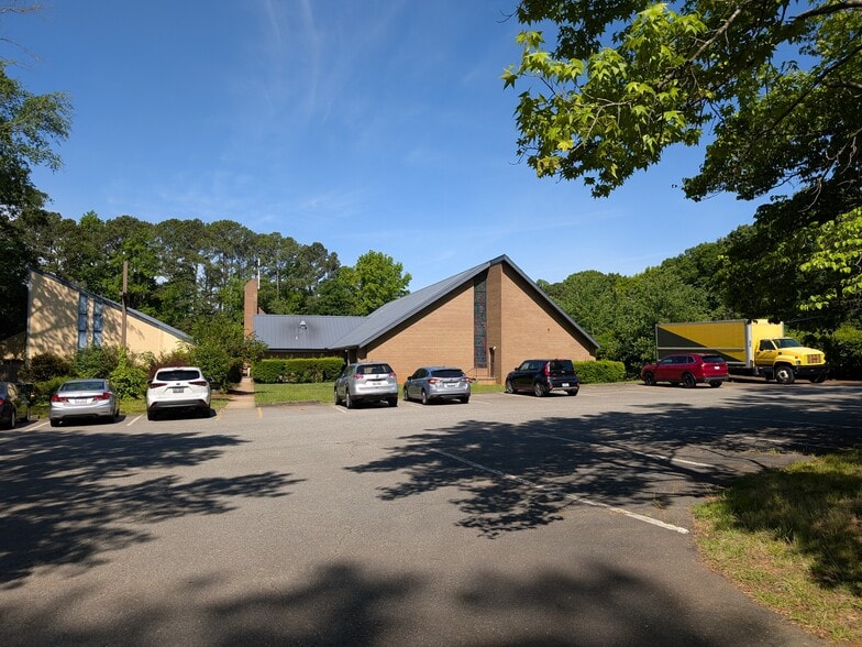 More Photos Of 555 SW Maynard Rd, Cary Religious Facility For Sale