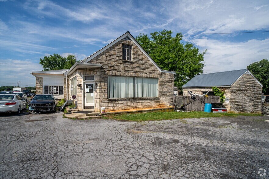 More Photos Of 16209 N Valley Pike, New Market Auto Salvage Facility For Sale