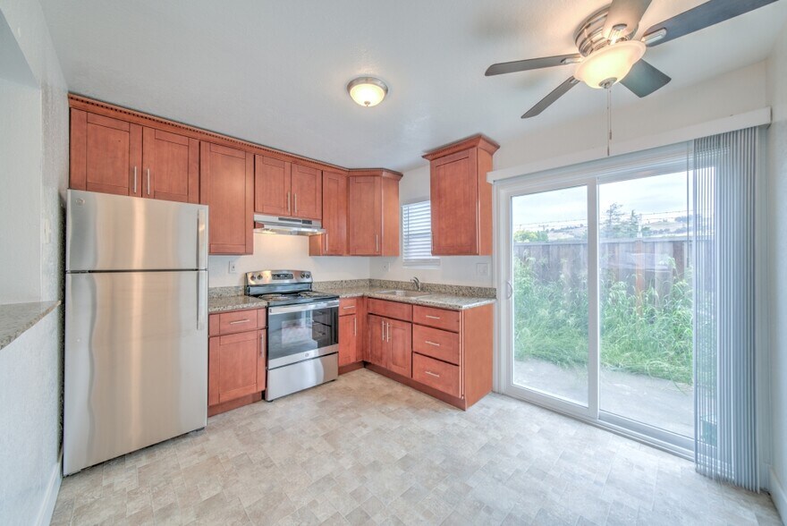 More Photos Of 28222 Lustig Ct, Hayward Apartments For Sale