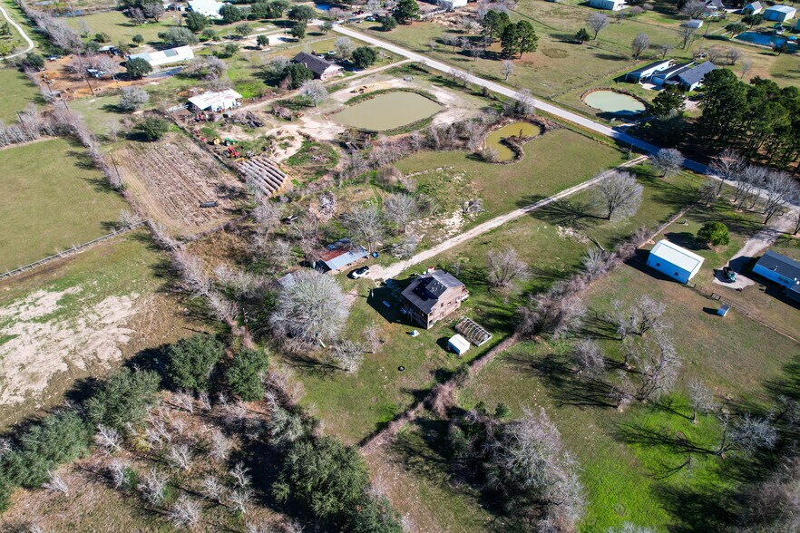 More Photos Of 6250 N Mallard Dr, Fulshear Land For Lease