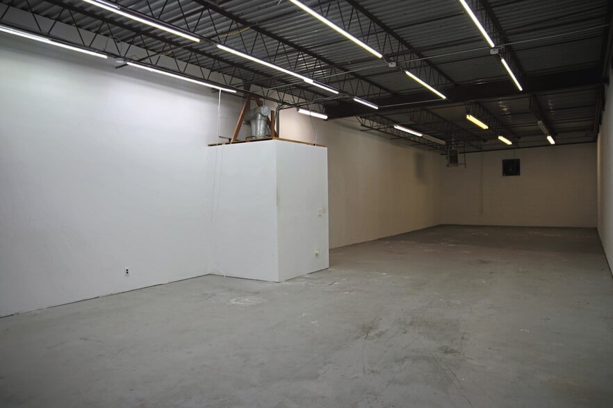 More Photos Of 4764 Hammermill Rd, Tucker Light Distribution For Lease