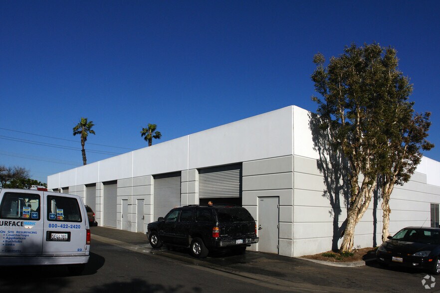 More Photos Of 3283-3299 Walnut Ave, Signal Hill Unknown For Lease