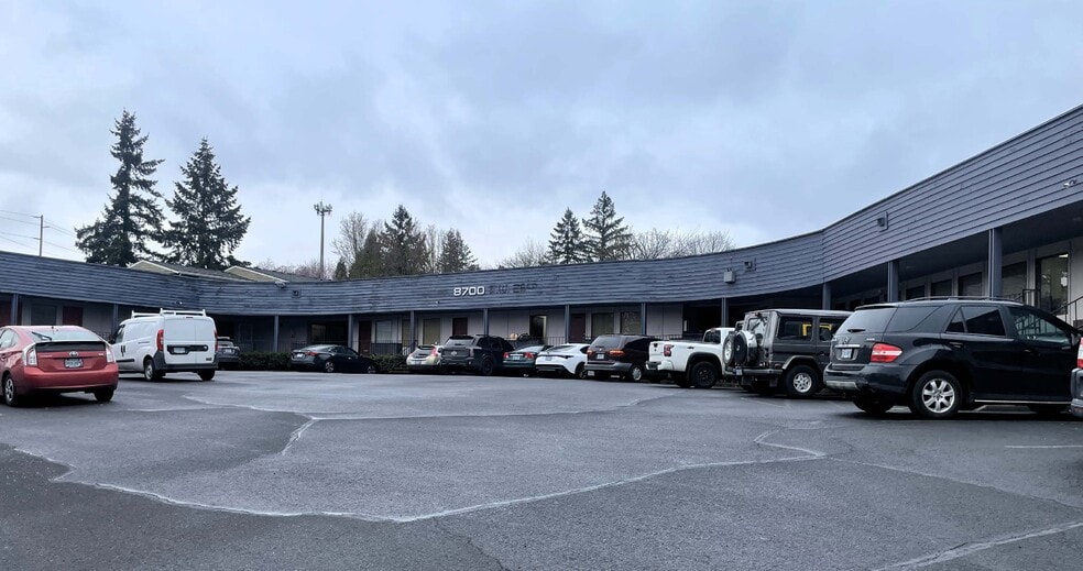 Primary Photo Of 8700 SW Barbur Ct, Portland Office For Lease