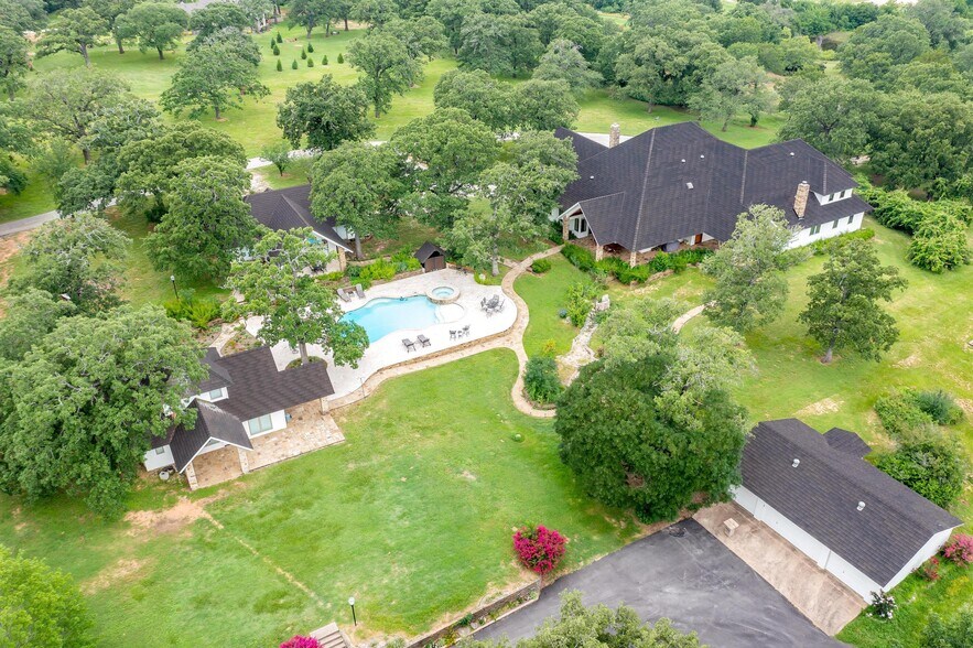 More Photos Of 4301 County Road 707, Cleburne Lodge Meeting Hall For Sale