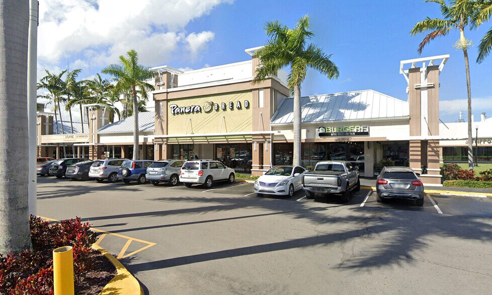 More Photos Of 1303-1497 SE 17th St, Fort Lauderdale General Retail For Lease