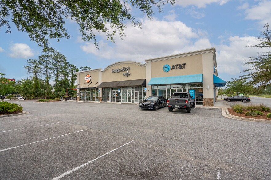 Primary Photo Of 463852 Sr-200, Yulee Restaurant For Lease