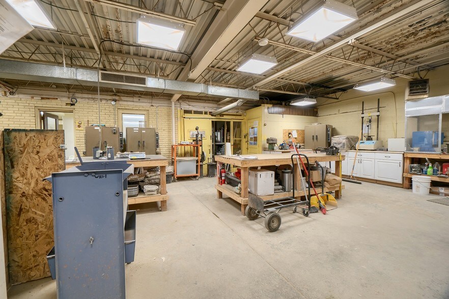 More Photos Of 66 Southgate St, Worcester Research And Development For Sale