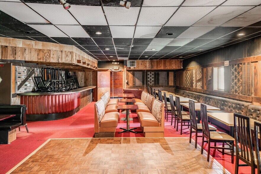 More Photos Of 11456-11464 Whittier Blvd, Whittier Restaurant For Sale