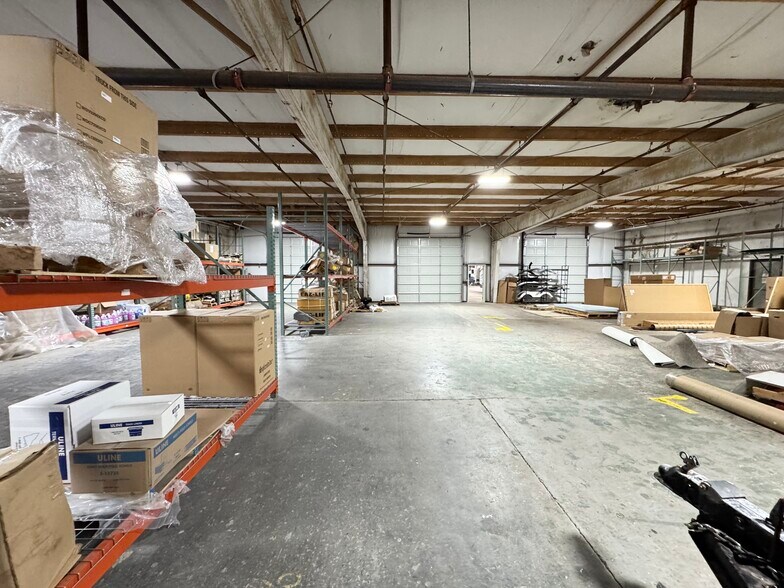 More Photos Of 30225 Clayton Rd, Ardmore Flex For Sale