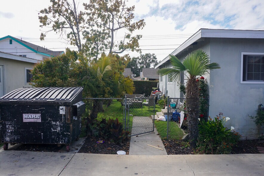 More Photos Of 4232-4236 W 106th St, Inglewood Apartments For Sale