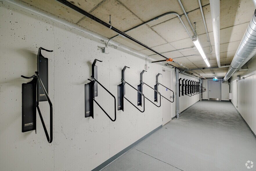 More Photos Of 301 Westmount Rd W, Kitchener Apartments For Lease