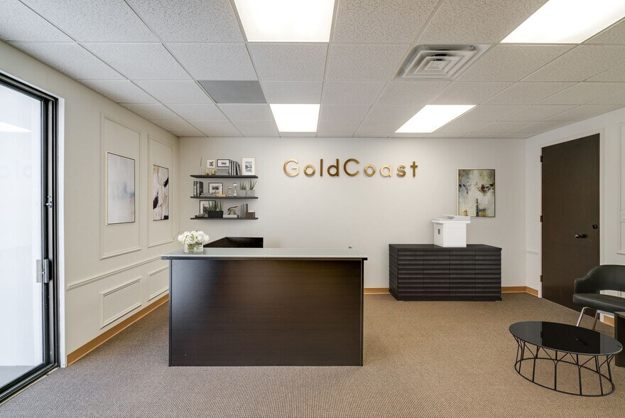 More Photos Of 615 W Civic Center Dr, Santa Ana Office For Lease