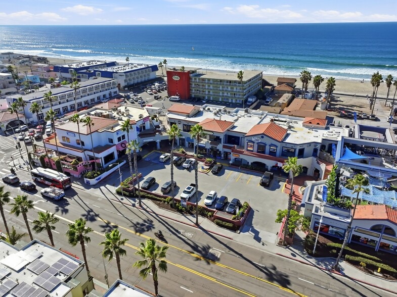 More Photos Of 4110-4190 Mission Blvd, San Diego Unknown For Lease