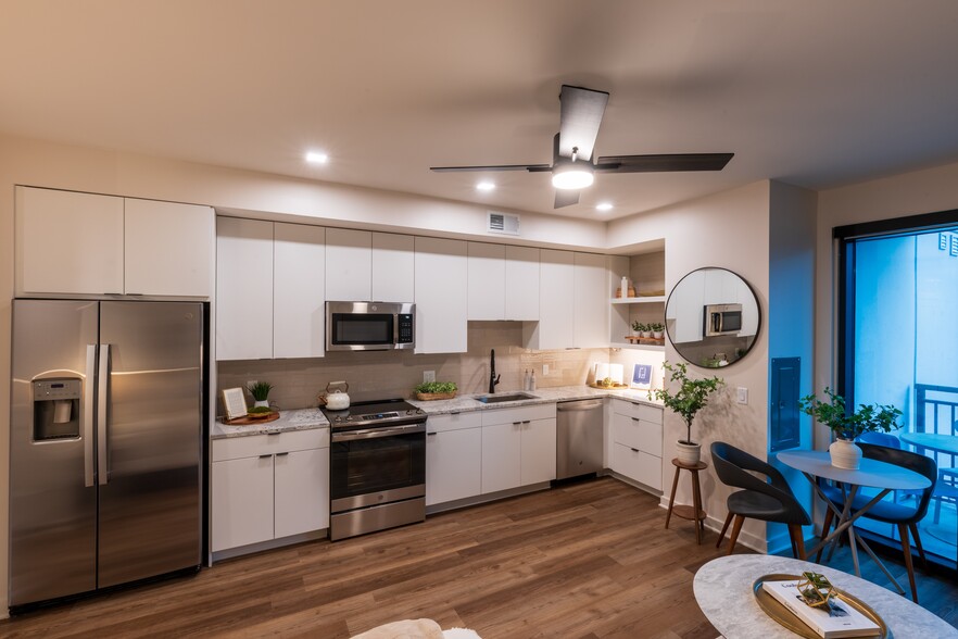 More Photos Of 1441 Peachtree St, Atlanta Apartments For Lease