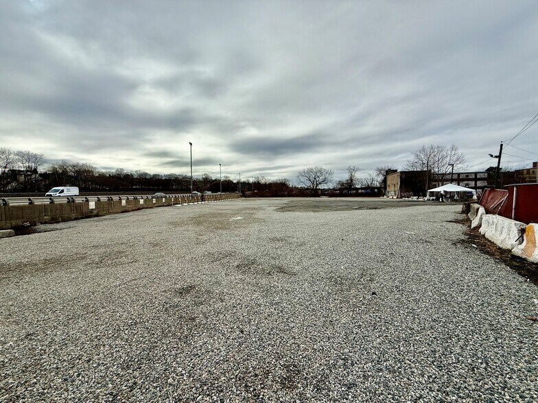 Primary Photo Of 14-40 Main St, Belleville Land For Lease