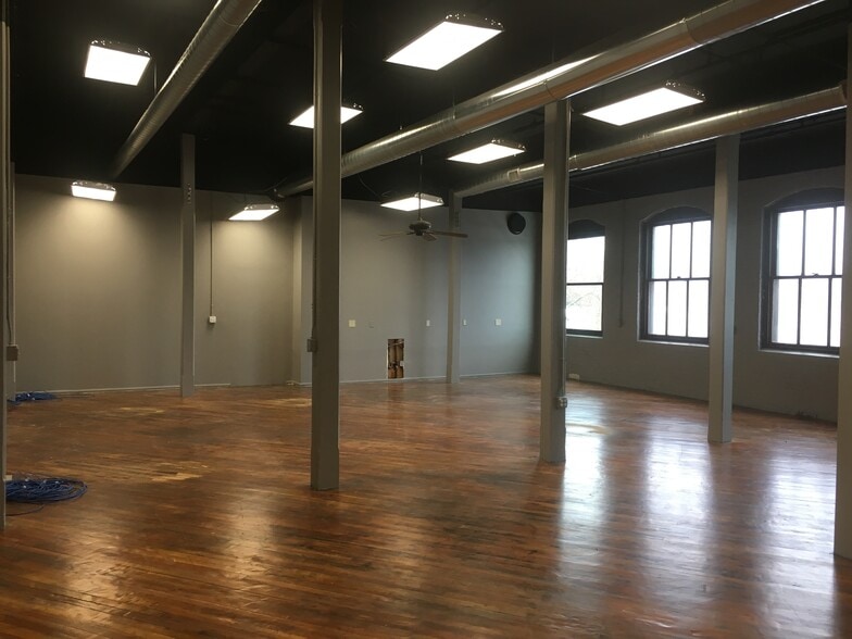 More Photos Of 435 Lancaster St, Leominster Office For Lease