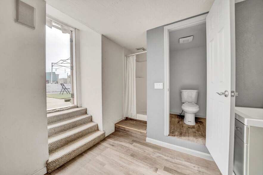 More Photos Of 333 E Channel St, Stockton Loft Creative Space For Sale