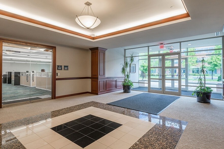 More Photos Of 6525 W Campus Oval, New Albany Office For Lease