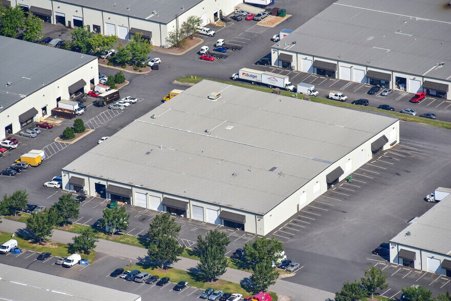 More Photos Of 3209 Wellington Ct, Raleigh Warehouse For Lease
