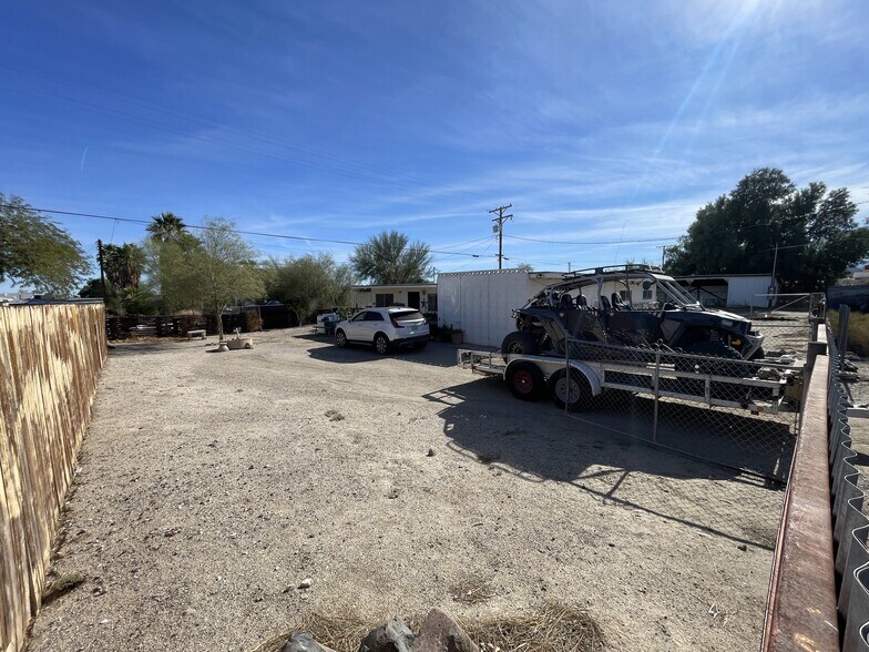 More Photos Of 1194 N Imperial Hwy, Ocotillo Storefront Retail Residential For Sale