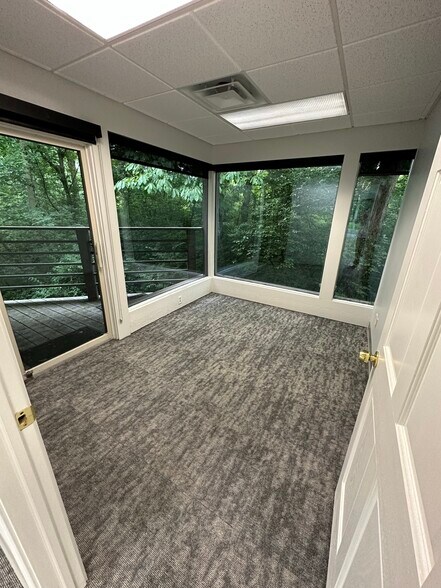 More Photos Of 6209 Riverside Dr, Dublin Office For Lease