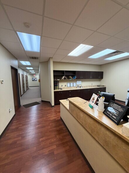 More Photos Of 1224 SW 104th St, Oklahoma City Medical For Lease
